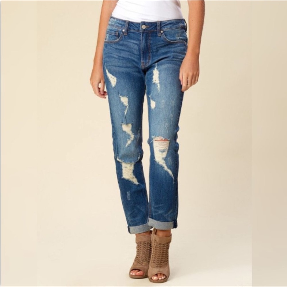 Altar'd State Size 27 Distressed Medium Wash Jeans